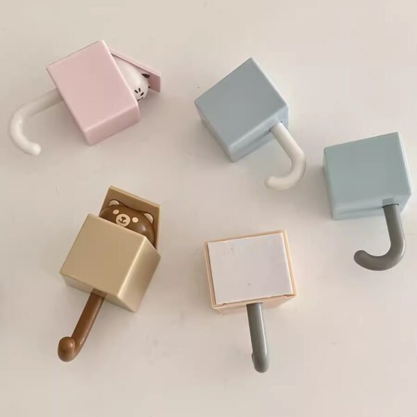 1pcs New Cute Cartoon Cat Hooks with Strong Adhesive